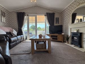 Lounge- click for photo gallery